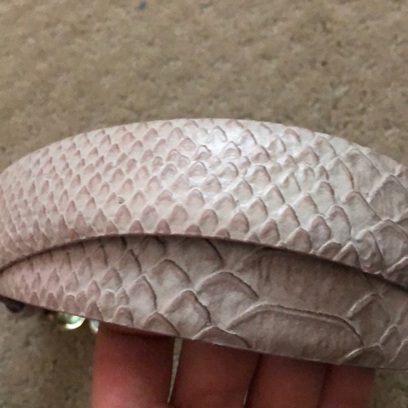 Vintage Genuine Embossed Leather Belt - Picture 14 of 14